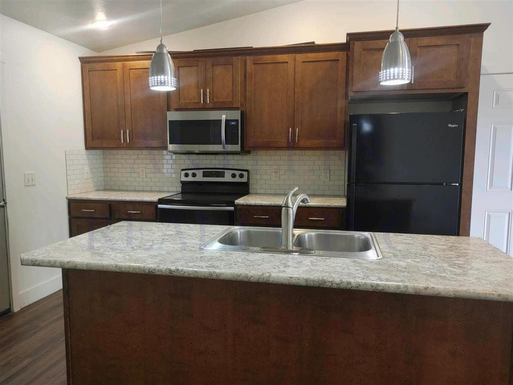 2708 Central Ave — photo 4 of 12