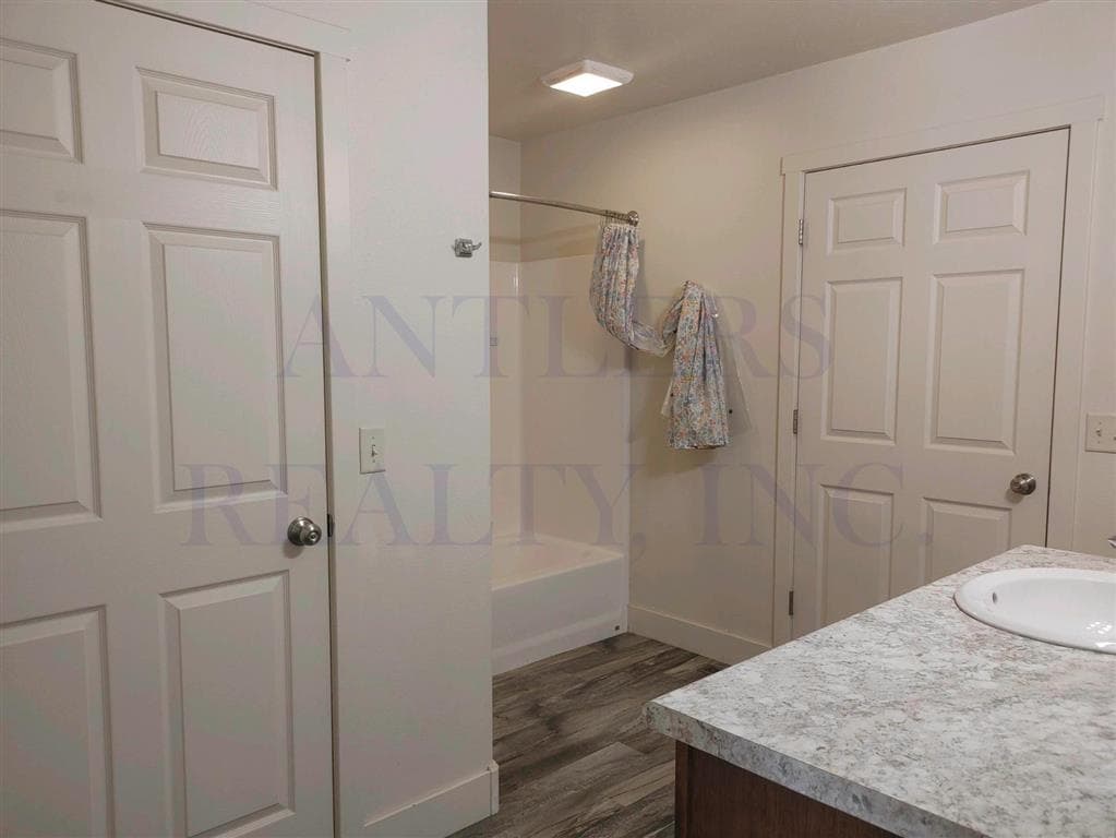 2708 Central Ave — photo 5 of 12