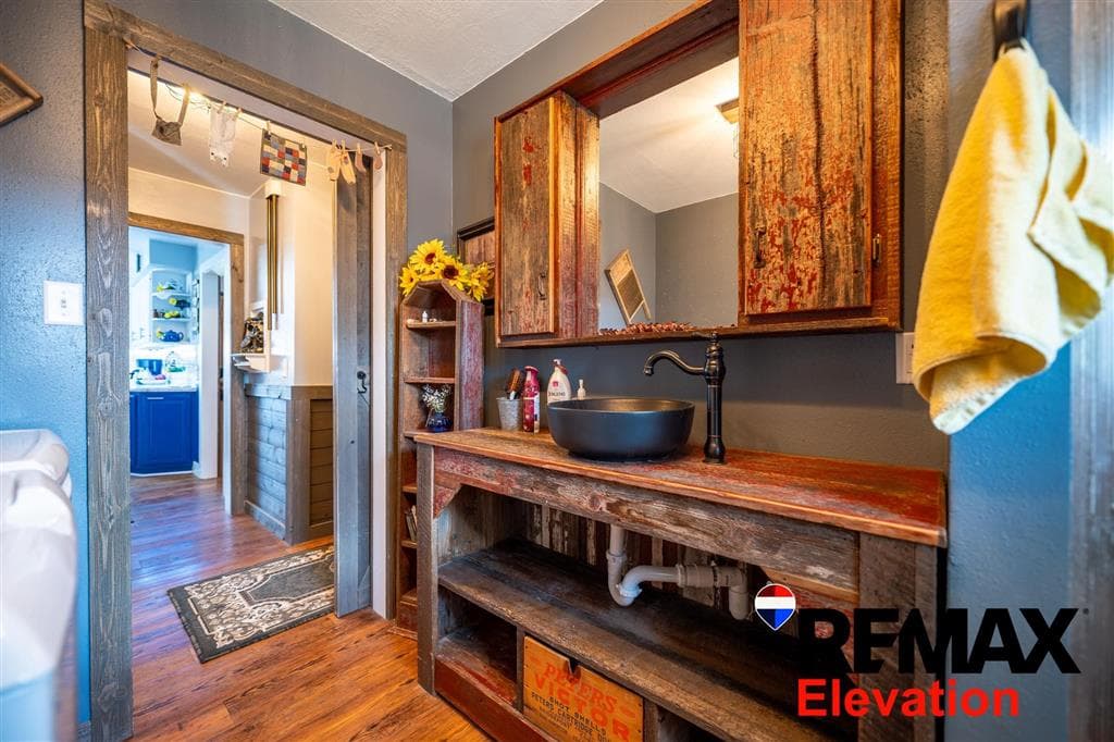 610 Avenue F — photo 13 of 25