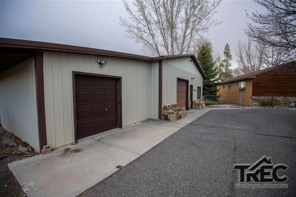 1040 Road 1 — photo 12 of 25