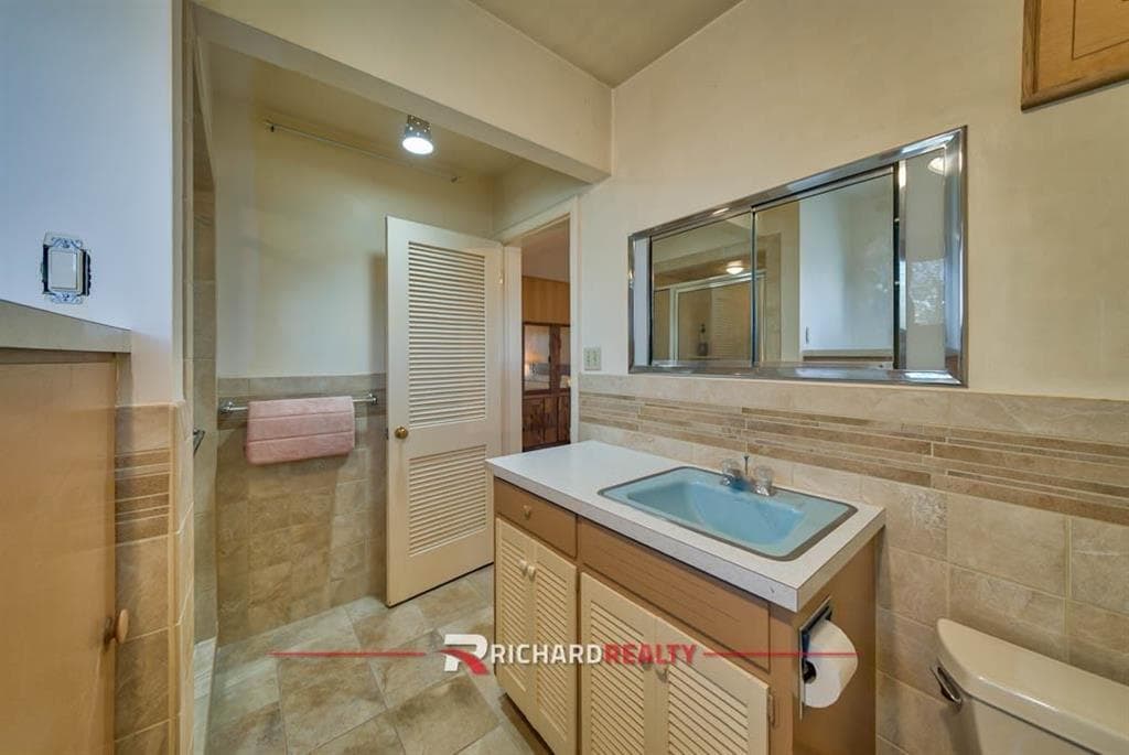 1304 Circle Road — photo 22 of 25