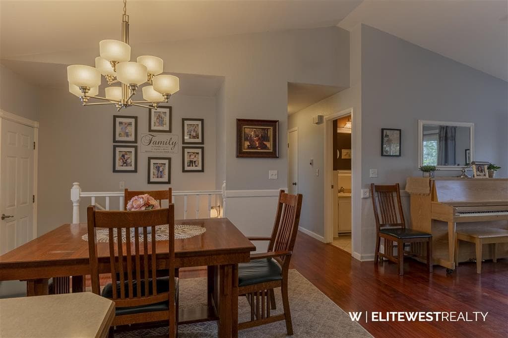 496 Birch St — photo 12 of 25