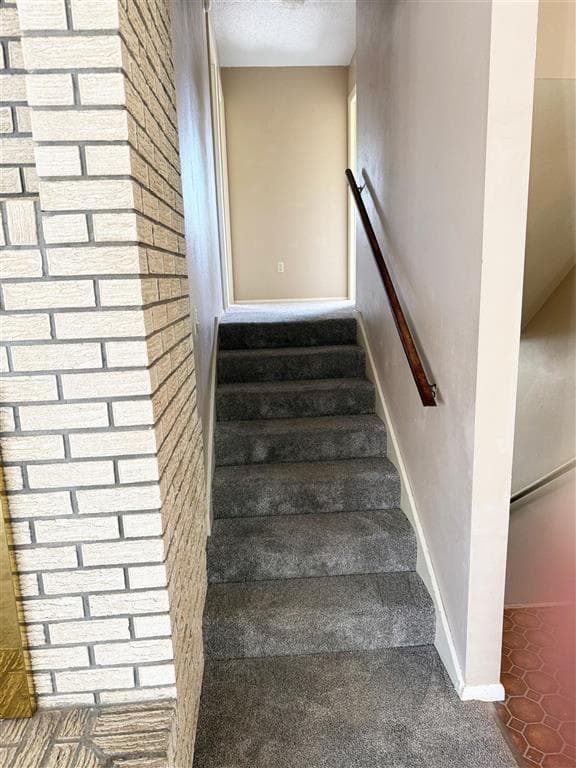 1025 Aspen Dr — photo 7 of 23