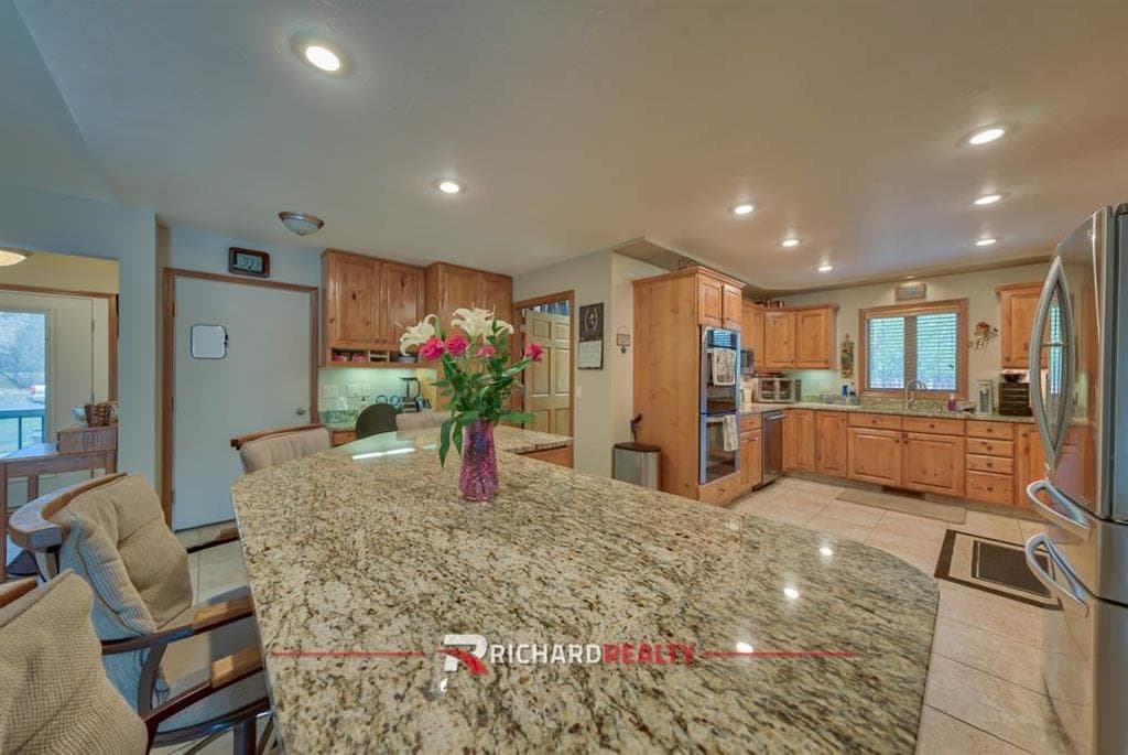 2202 Southfork St — photo 13 of 25