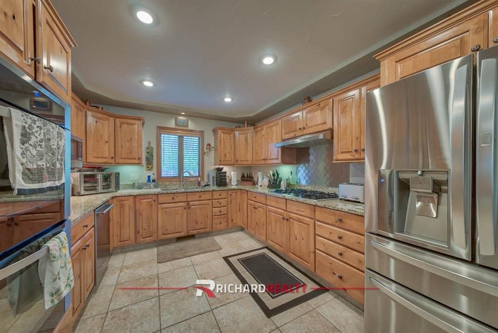 2202 Southfork St — photo 14 of 25