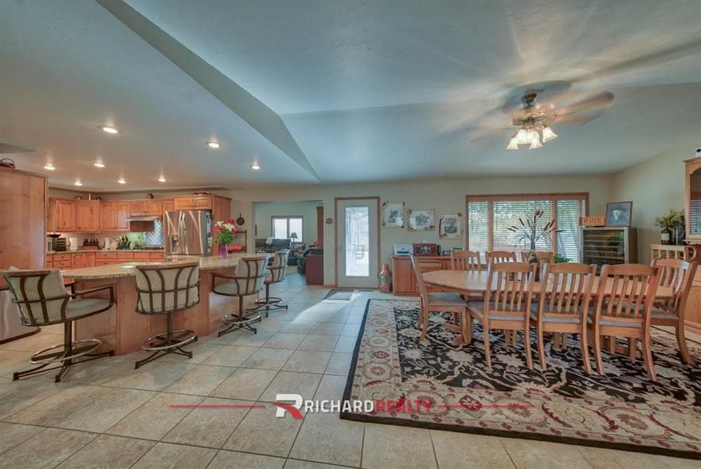 2202 Southfork St — photo 6 of 25