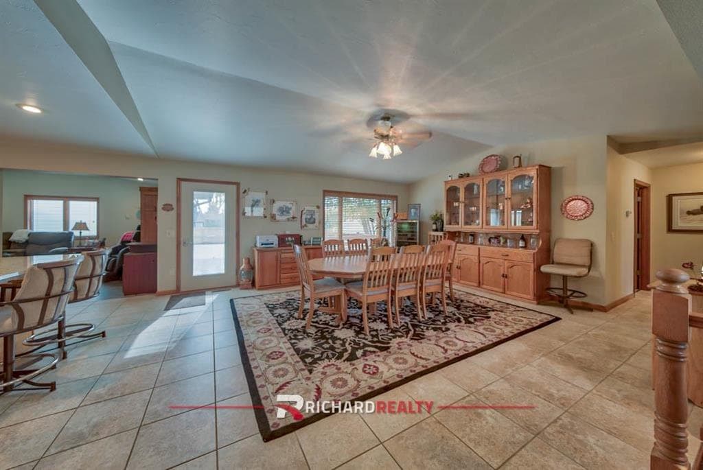 2202 Southfork St — photo 7 of 25