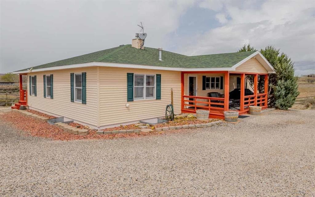 1720 Eaglenest Tr — photo 2 of 25