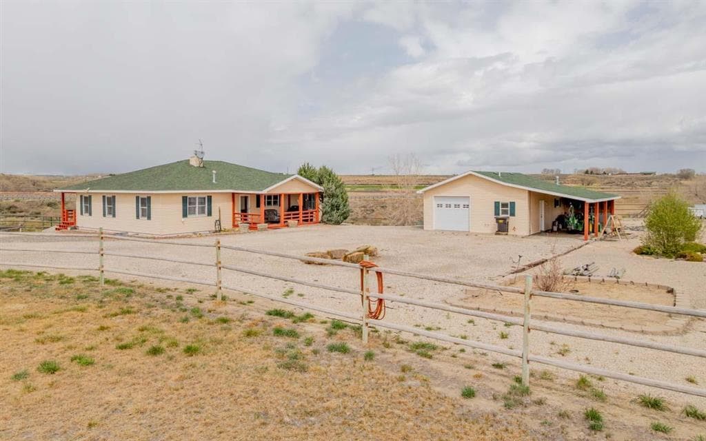 1720 Eaglenest Tr — photo 9 of 25