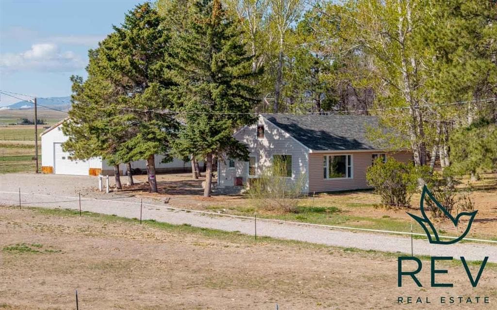2096 Lane 10 — photo 8 of 25