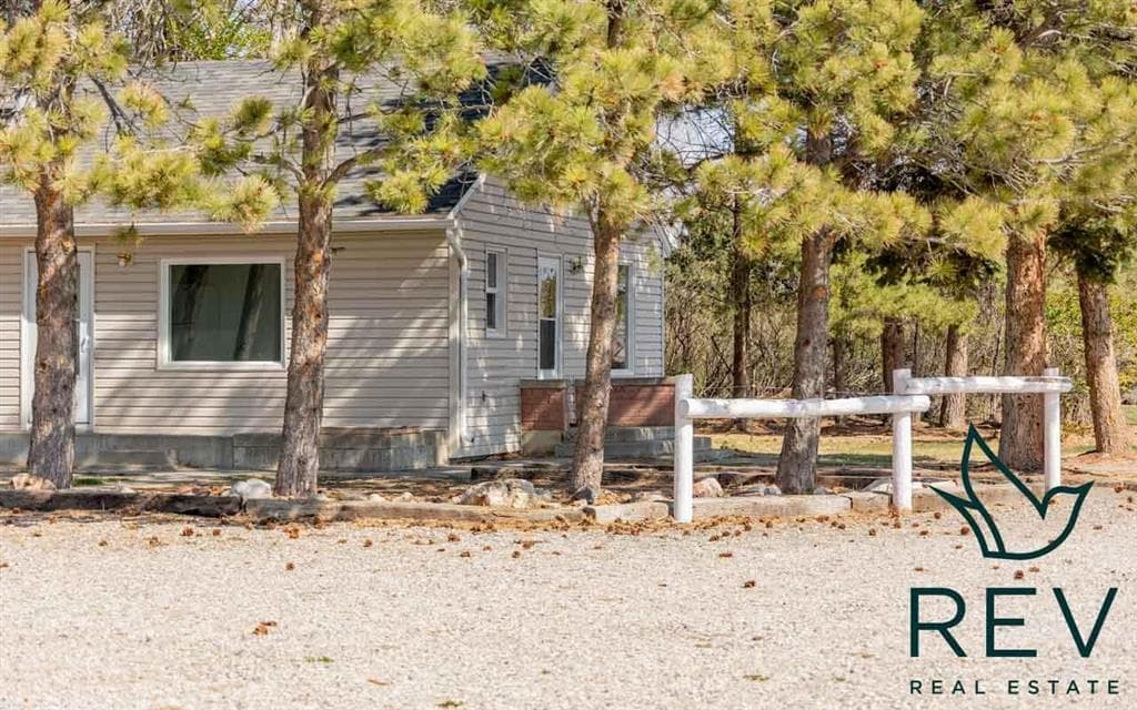 2096 Lane 10 — photo 10 of 25