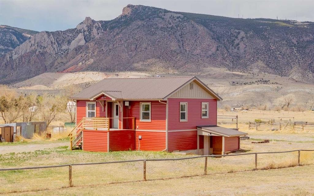 15 Arrowhead Dr photo 1