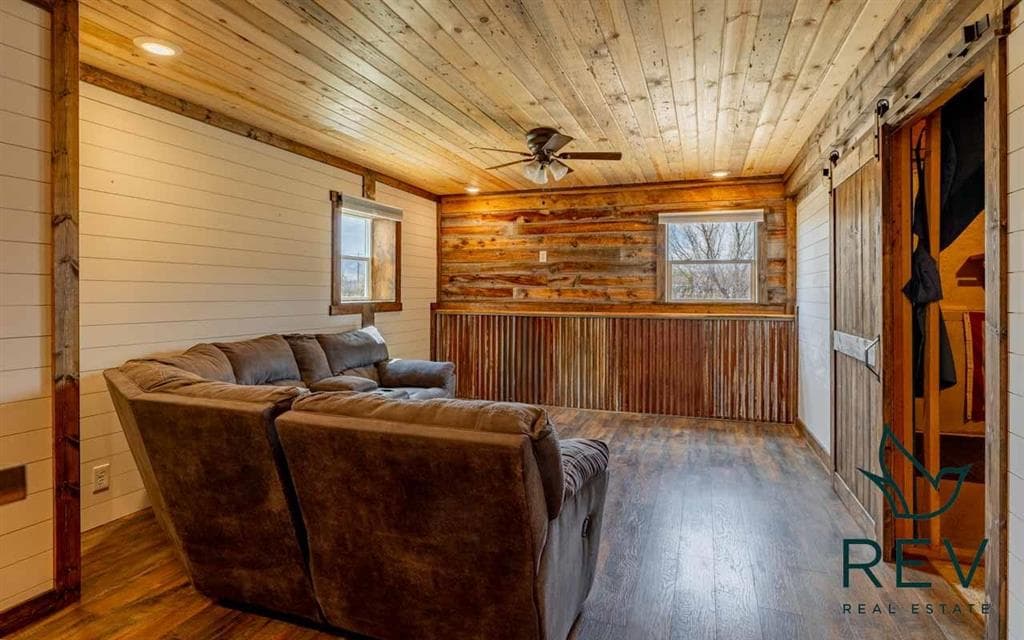 15 Arrowhead Dr — photo 21 of 25