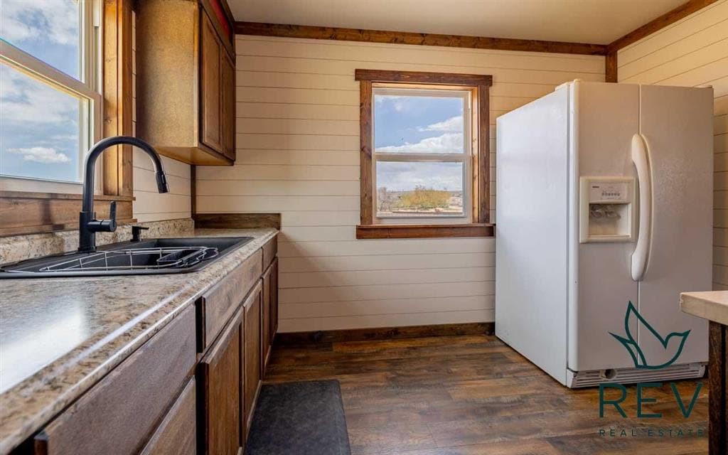 15 Arrowhead Dr — photo 9 of 25