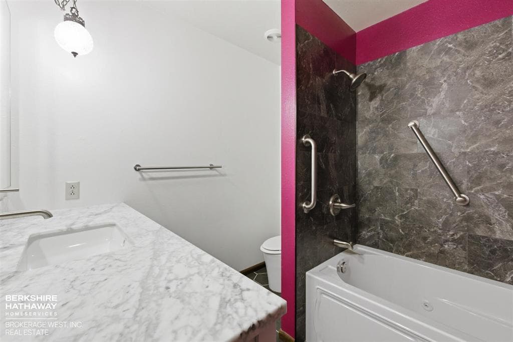 12 Marquette Dr — photo 15 of 25