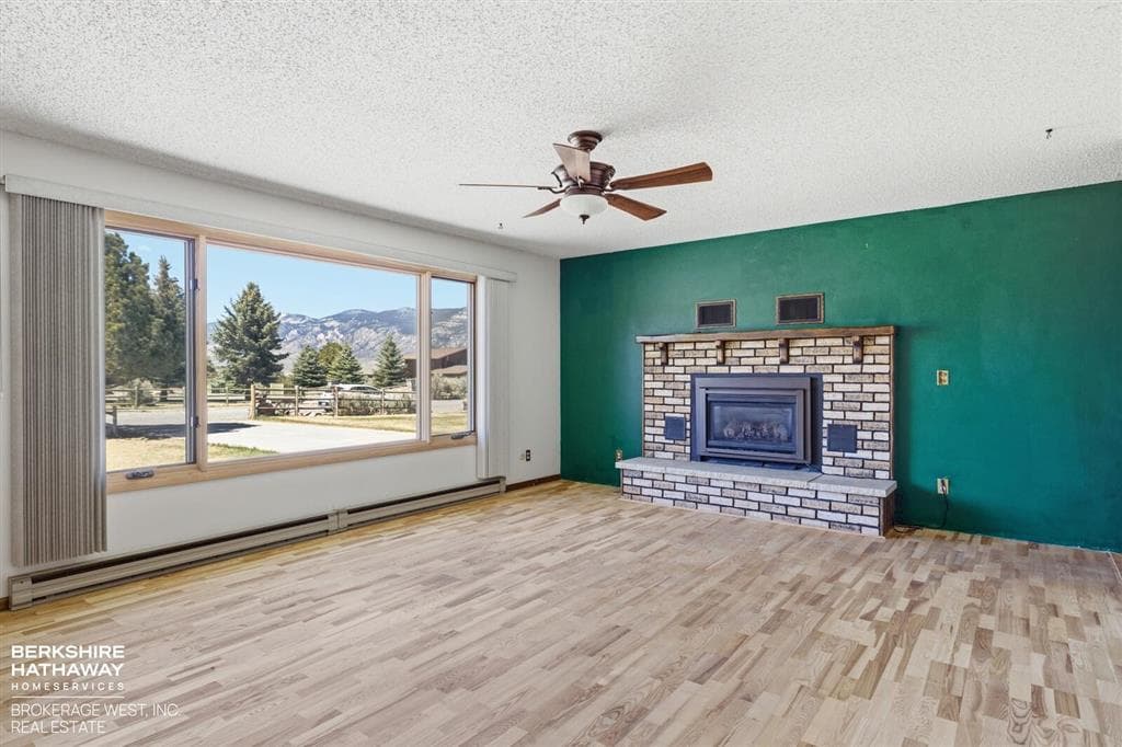 12 Marquette Dr — photo 3 of 25