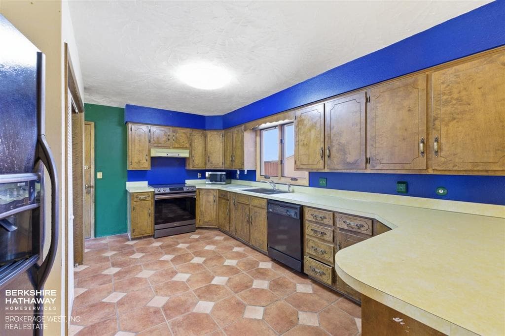 12 Marquette Dr — photo 5 of 25