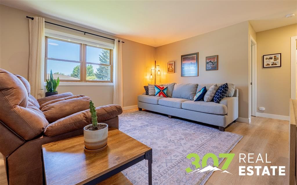 2223 Greever St — photo 3 of 25