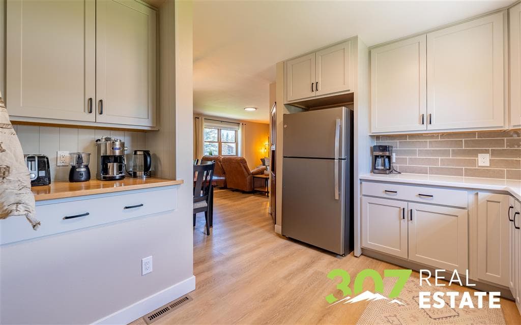2223 Greever St — photo 10 of 25