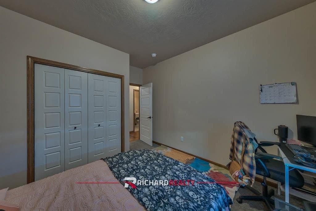 2924 Fuelie Ave — photo 18 of 25