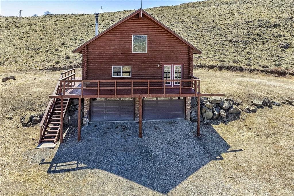 4 Whit Creek Rd — photo 2 of 25
