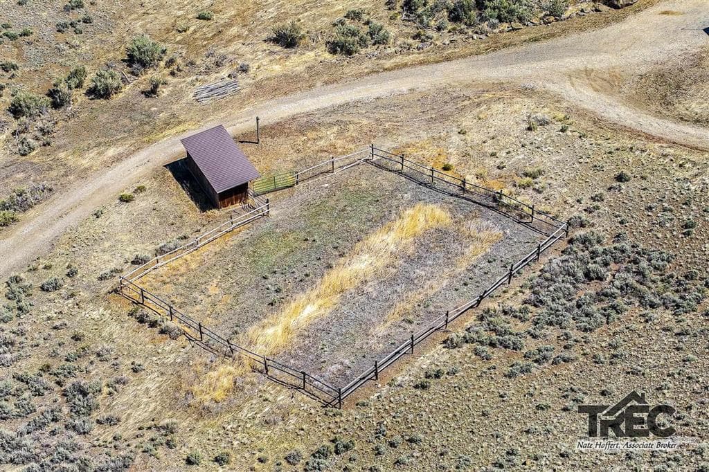 4 Whit Creek Rd — photo 13 of 25