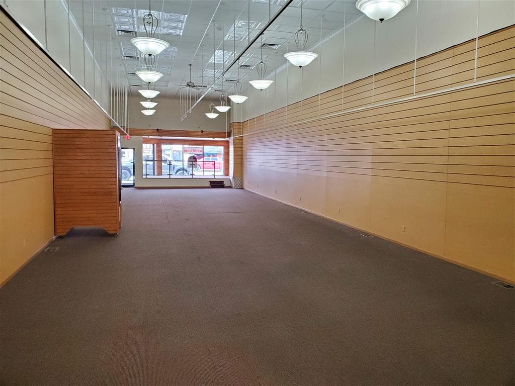 1210 Sheridan Ave — photo 6 of 14