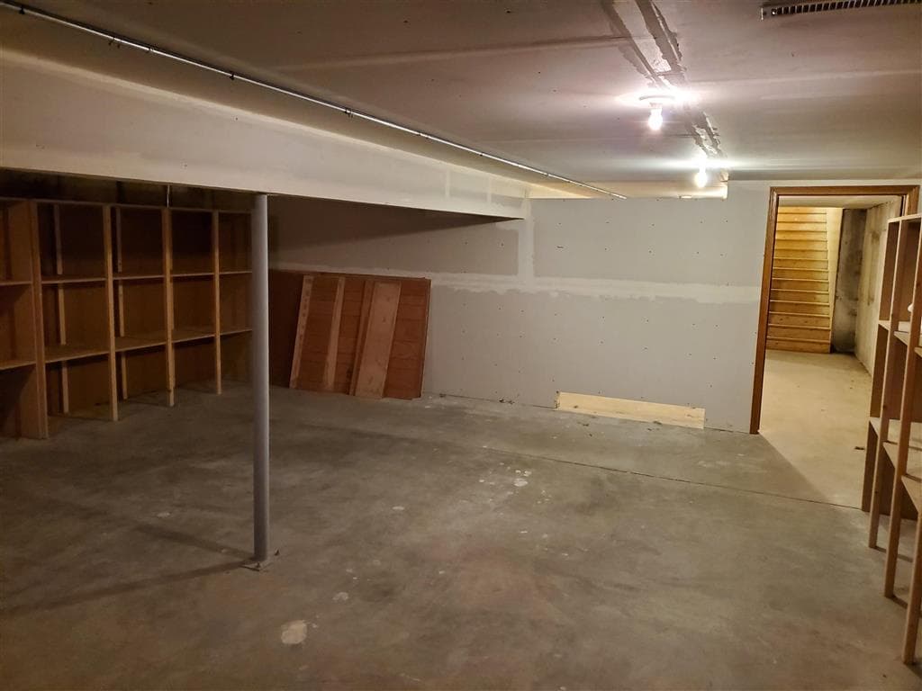 1210 Sheridan Ave — photo 10 of 14