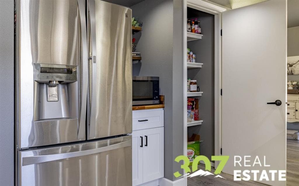 270 Grand St — photo 9 of 25