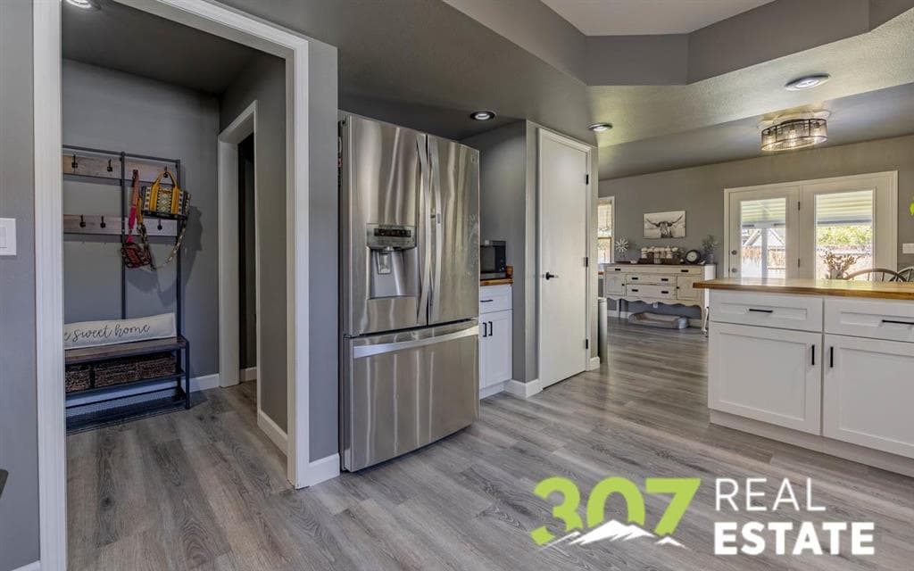 270 Grand St — photo 10 of 25