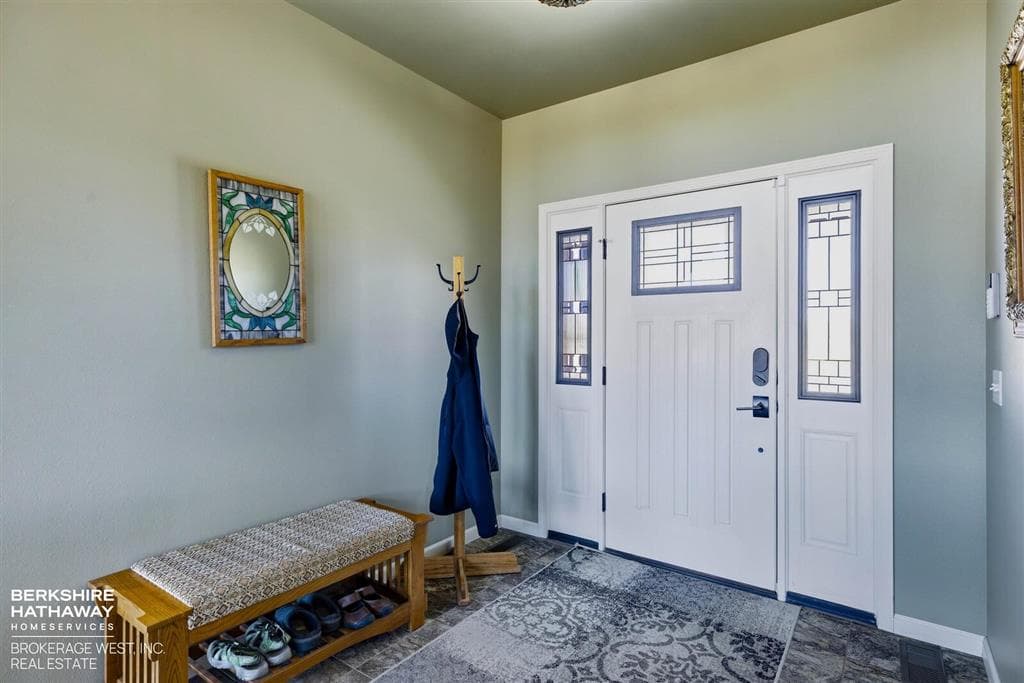 17 Patriot Dr — photo 4 of 25