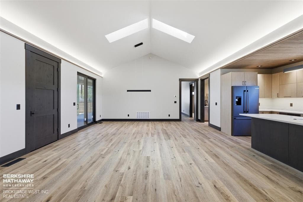 2301 Songbird Ct — photo 12 of 25