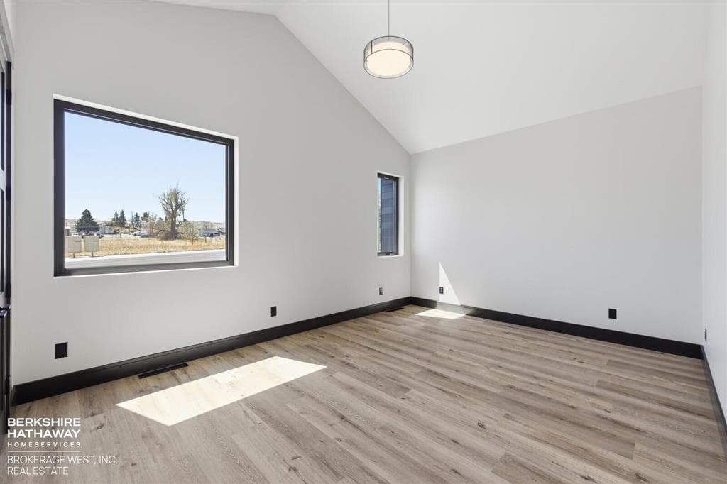 2301 Songbird Ct — photo 17 of 25