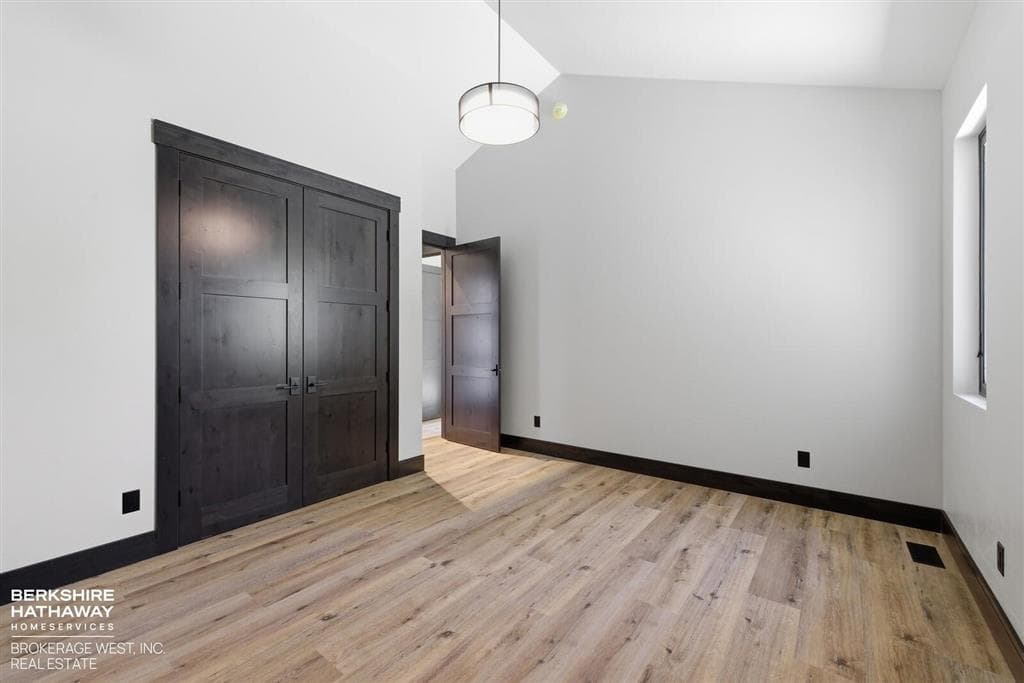 2301 Songbird Ct — photo 18 of 25