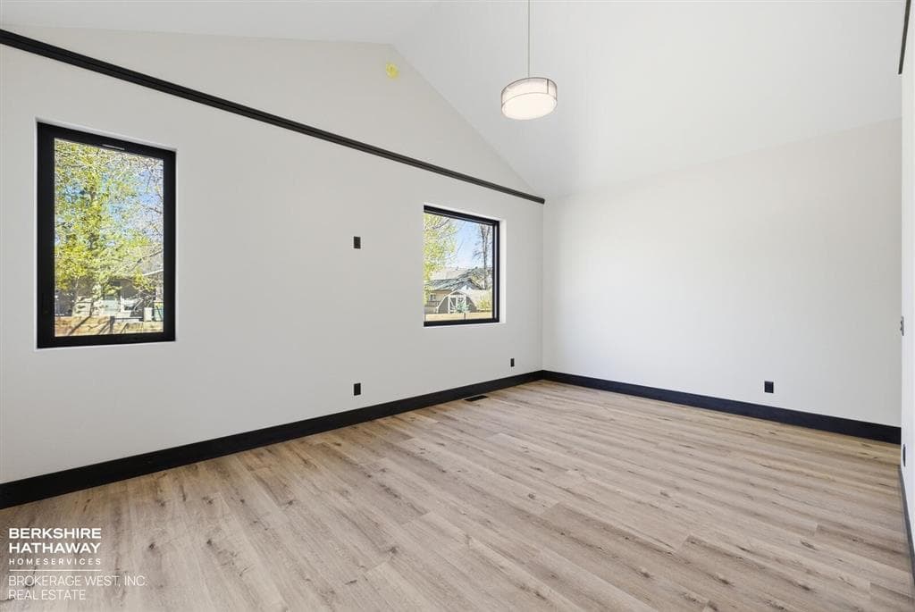 2301 Songbird Ct — photo 22 of 25