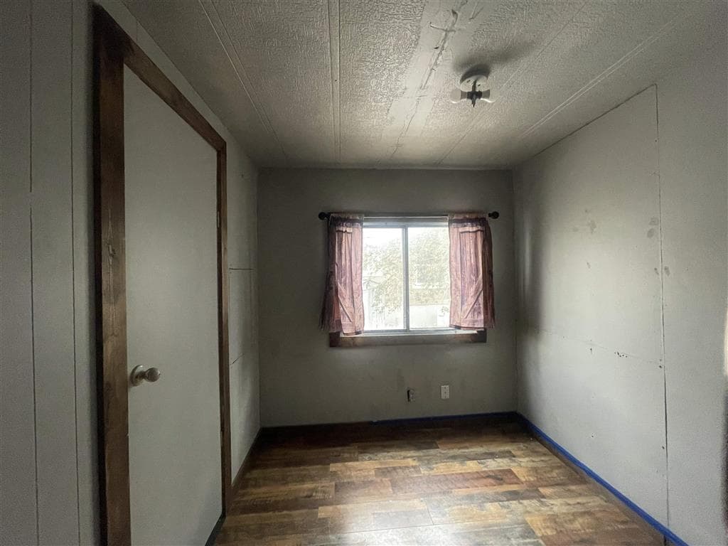 333 S S Jones St — photo 15 of 20