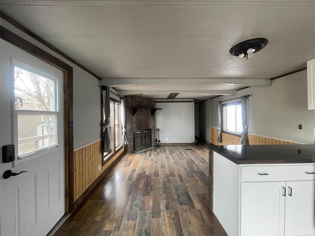 333 S S Jones St — photo 7 of 20