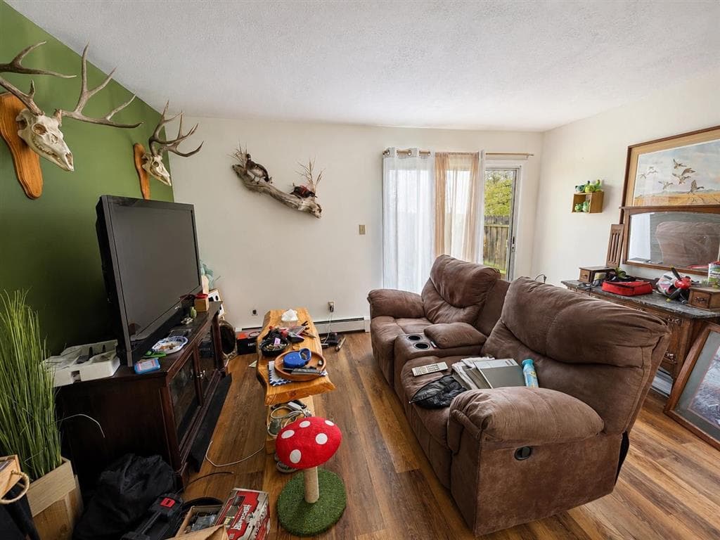 1607 Draw St — photo 2 of 12