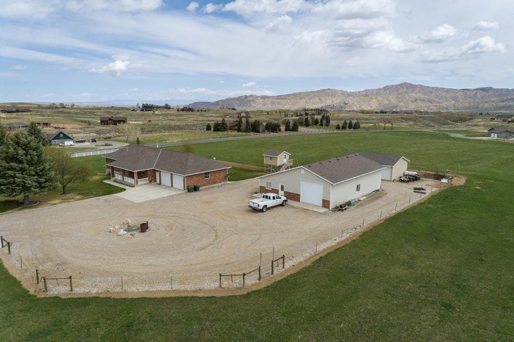 86 Rolling Hills Dr photo 1