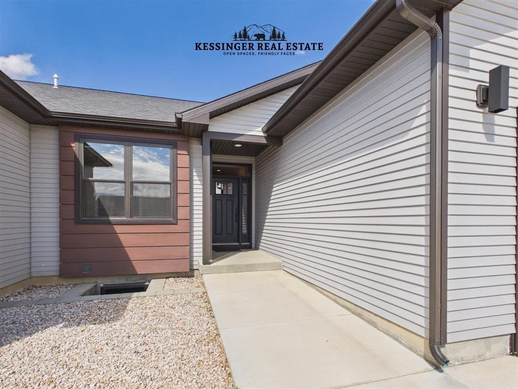 510 Oakwood Dr — photo 2 of 25