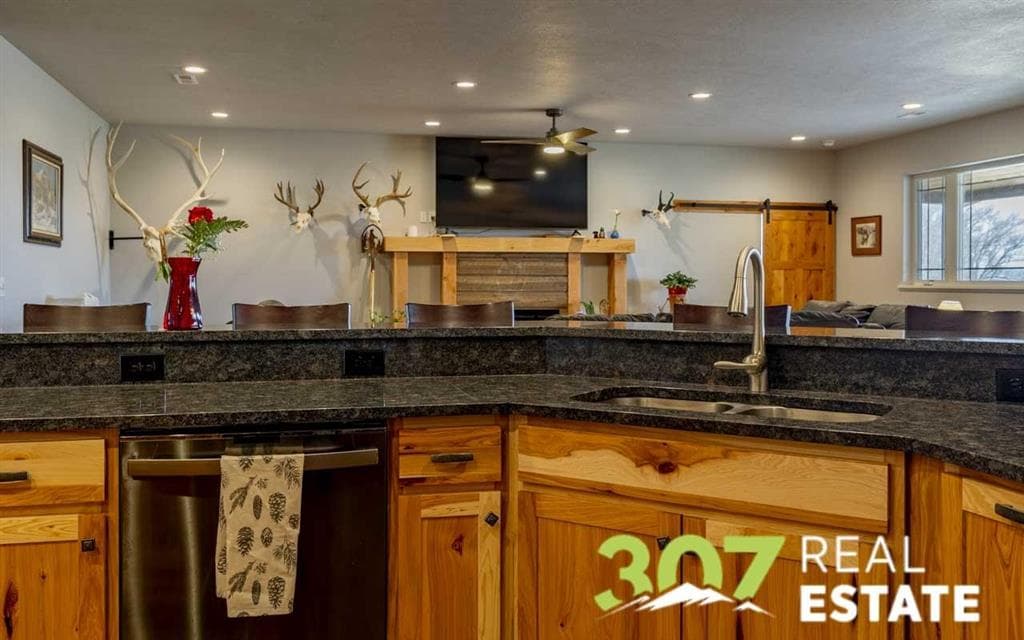 6 Prairie Schooner Dr — photo 14 of 25