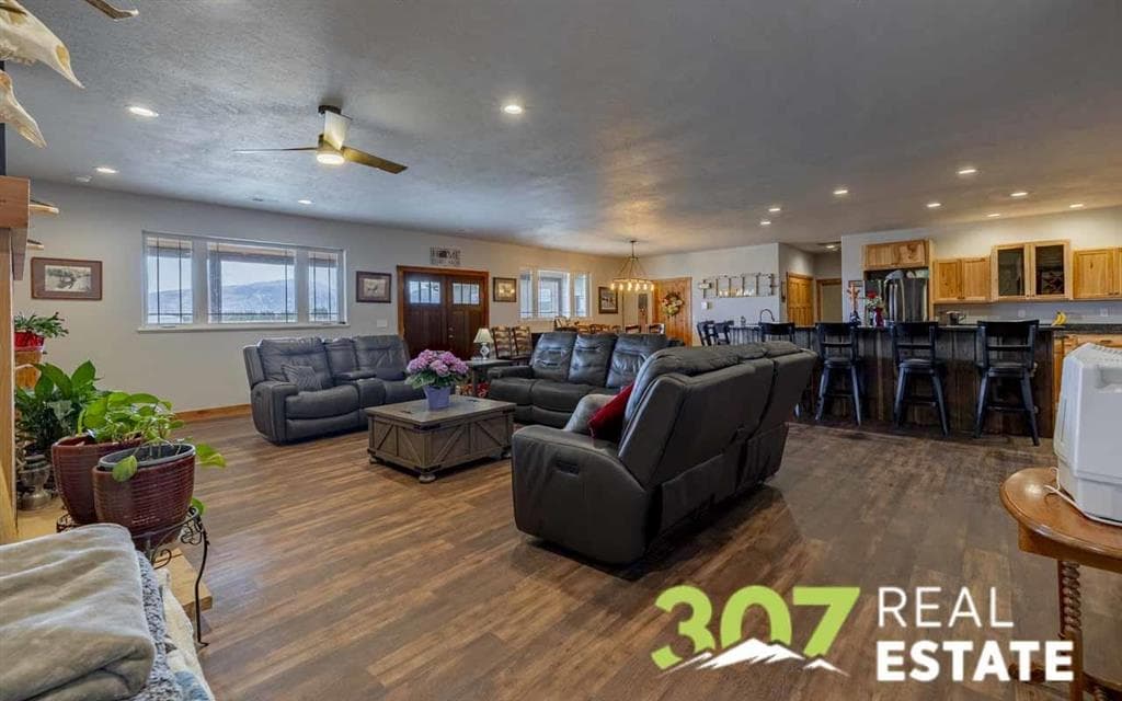 6 Prairie Schooner Dr — photo 6 of 25