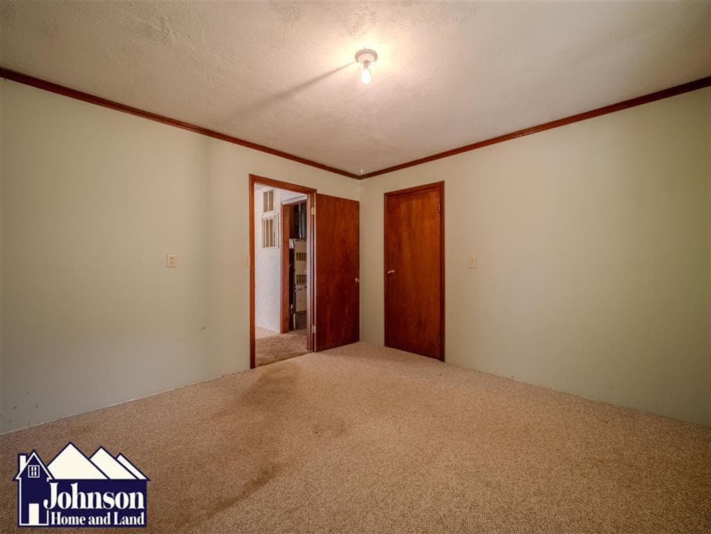 317 Cedar Ave — photo 9 of 25