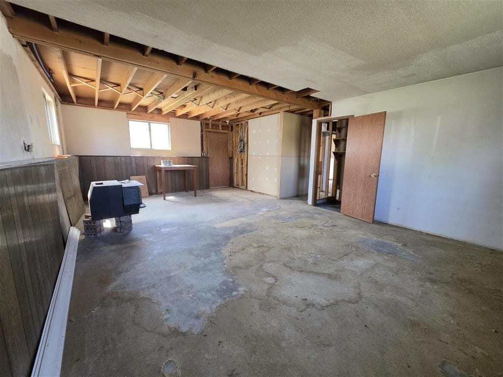 1808 Gregg Ave — photo 12 of 15