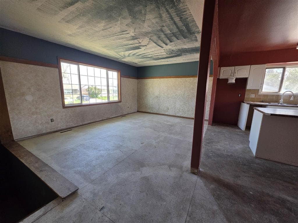 1808 Gregg Ave — photo 5 of 15