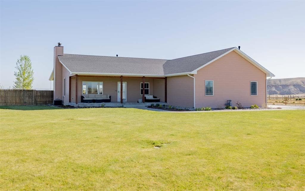 31 Iron Creek Drive photo 1