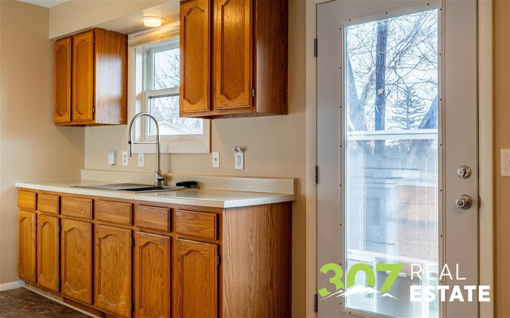 1722 26th St — photo 9 of 21