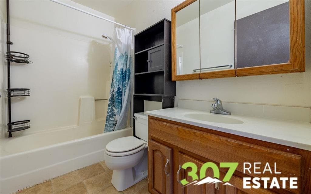 1649 N Park Dr — photo 12 of 24