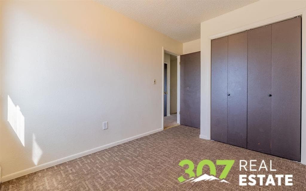 1649 N Park Dr — photo 14 of 24