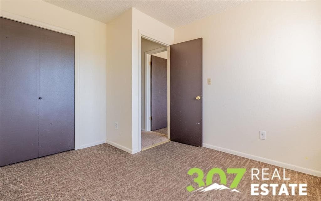 1649 N Park Dr — photo 16 of 24